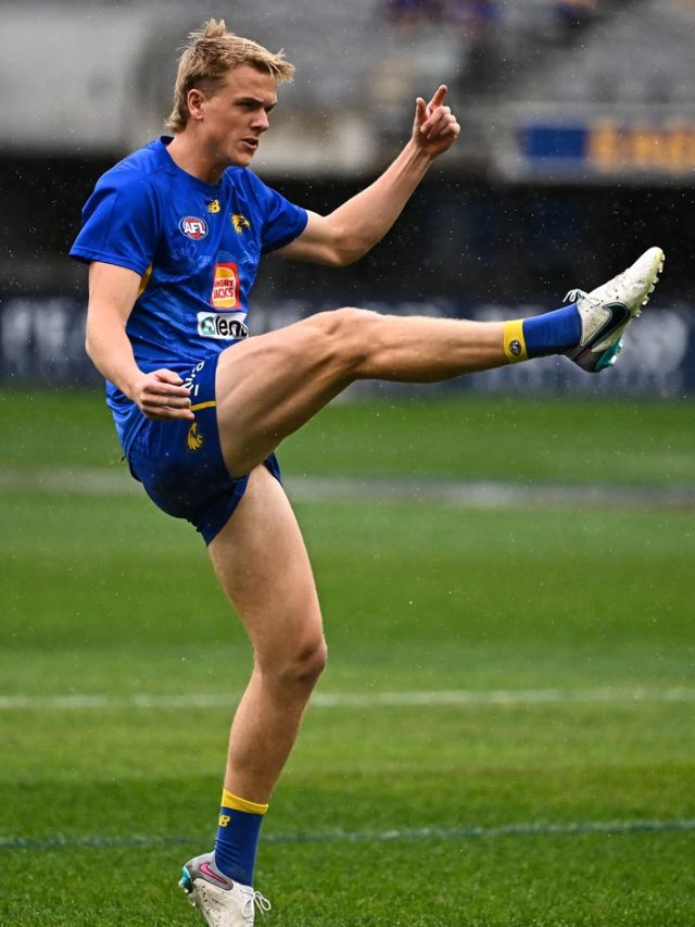 The Next Evolution: Young Sun Boosts His Footy IQ